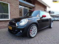 MINI John Cooper Works - 1.6 Leder / Navi / Panoramadak