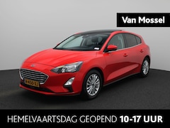 Ford Focus - 1.0 EcoBoost Titanium Business Panoramadak | Adaptive Cruise | Navigatie | Climate control