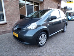 Toyota Aygo - 1.0-12V