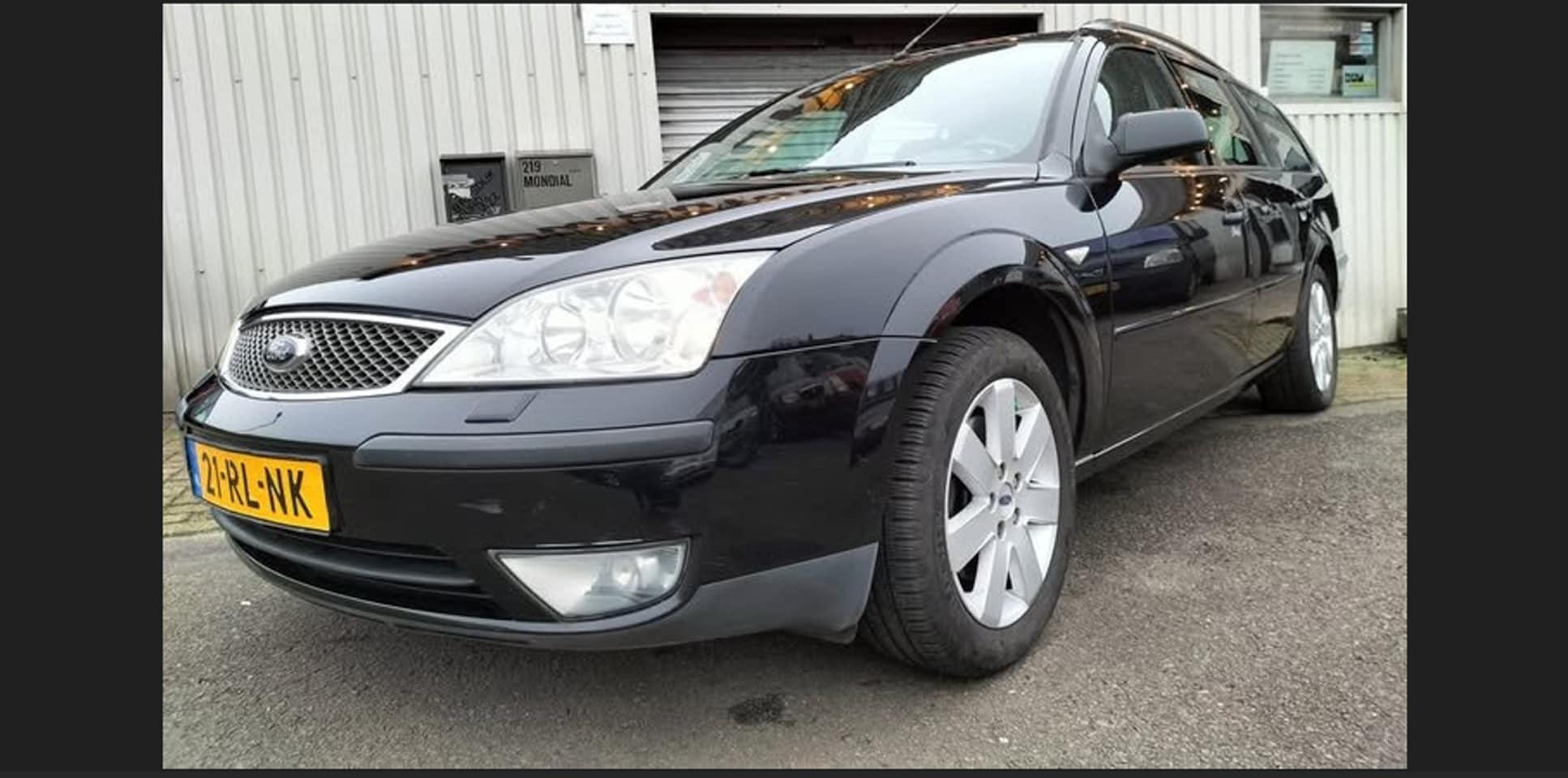 Ford Mondeo Wagon - 1.8-16V Futura - AutoWereld.nl