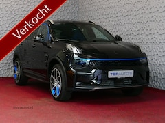 Lynk & Co 01 - ✅ NIEUWE AUTO ✅ / MODEL 2024 STUUR/STOEL VERW. 1.5 261 PK ZWARTE HEMEL 360CAM 4 JAAR GARAN