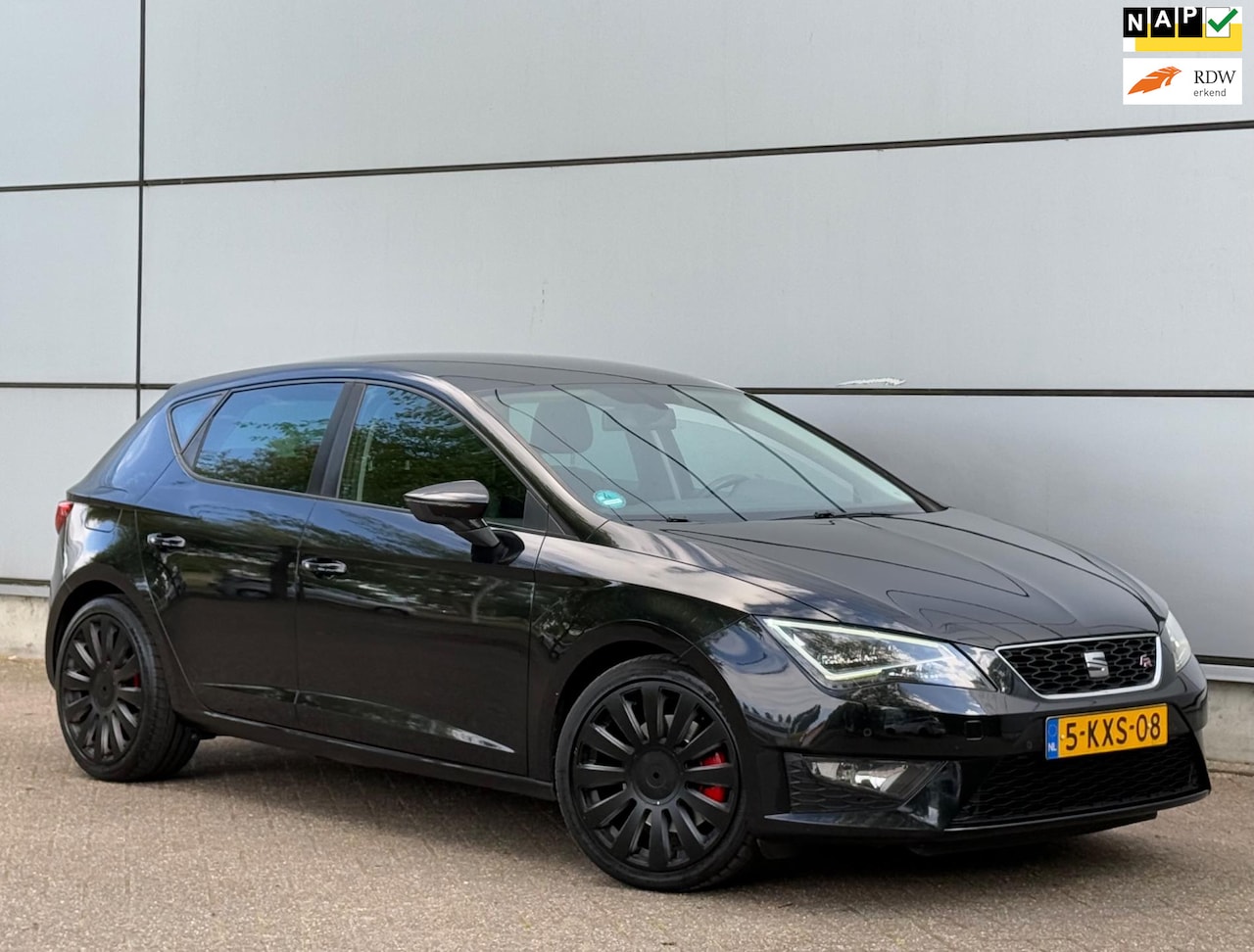 Seat Leon - 2.0 TDI FR 184Pk 2e Eignr |Led |Half Leder |Navi |Lmv |Stuurbed |Nap |Boekjes - AutoWereld.nl
