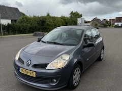 Renault Clio - 1.2-16V 5-deurs Airco/Elekt ramen/Nette auto
