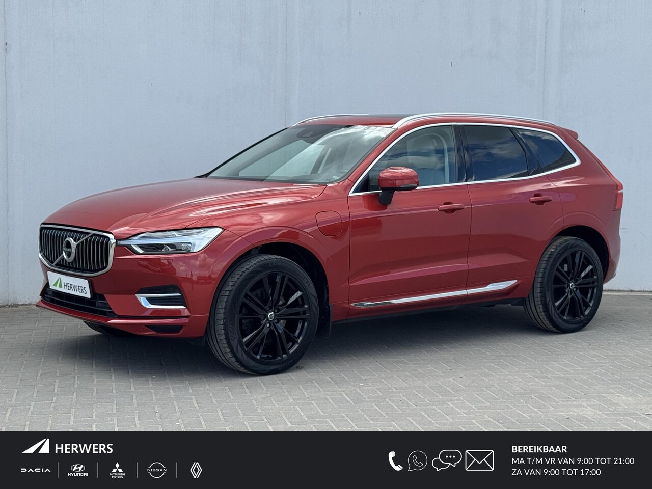 Volvo XC60 - 2.0 T8 Plug-in hybrid AWD Inscription / Elektrische trekhaak / Elektrisch schuif-kanteldak - AutoWereld.nl