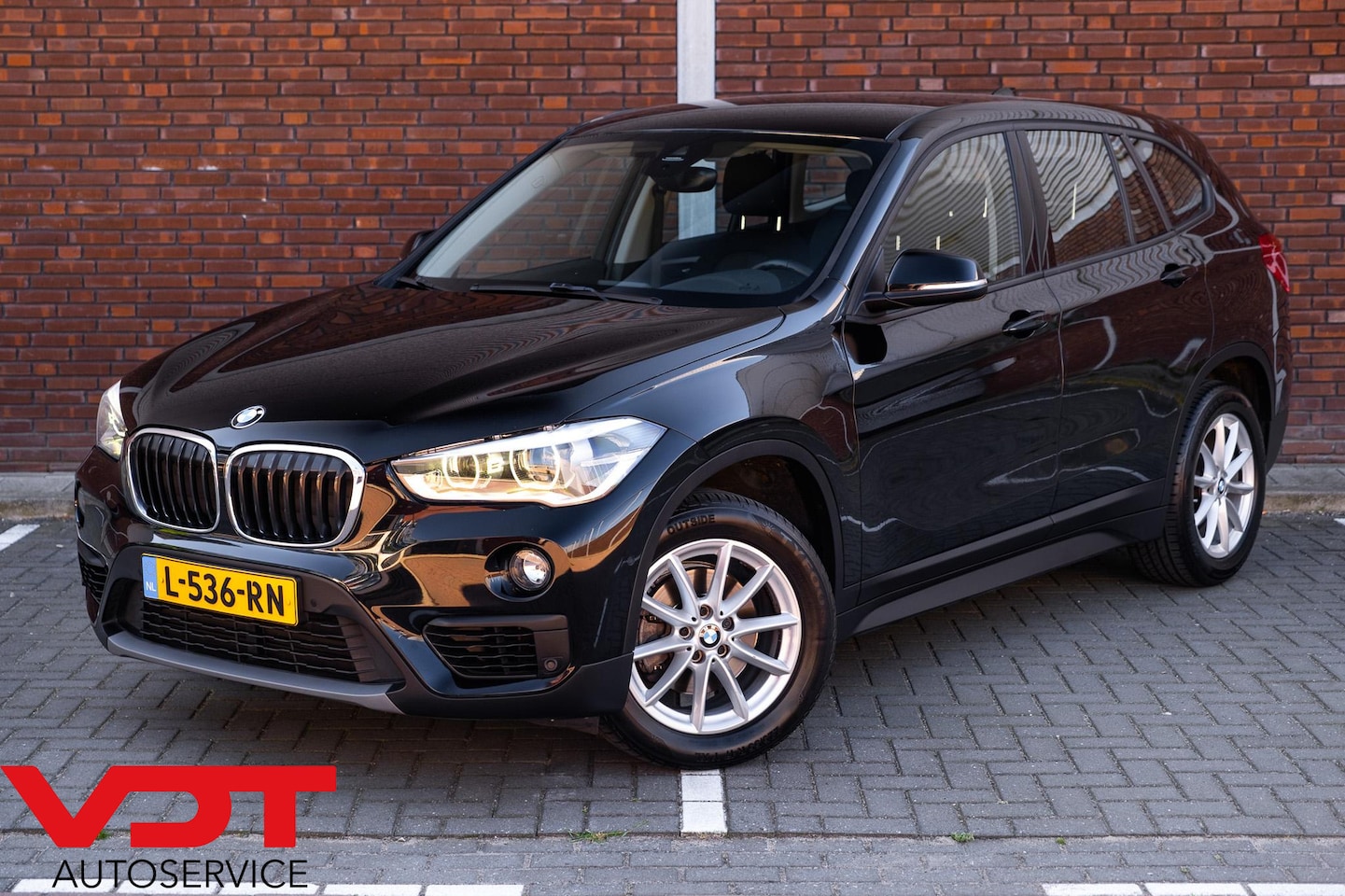 BMW X1 - sDrive18i Executive sDrive18i Executive - AutoWereld.nl