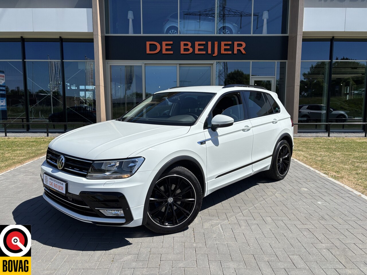 Volkswagen Tiguan - 1.4 TSI 150pk R-Line Trekh. I Navi I carplay - AutoWereld.nl