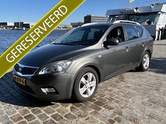 Kia Cee'd Sporty Wagon - 1.4 CVVT Navigator Plus Pack Airco Navi Camera Trekhaak