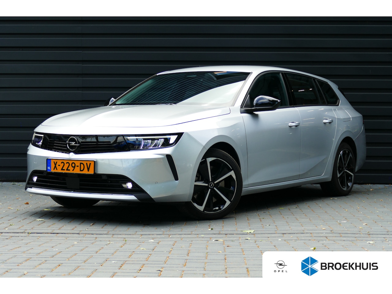 Opel Astra Sports Tourer - 1.6 Hybrid Level 2 | Adaptieve Cruise Control | Apple Carplay/Android Auto | Autonomous Em - AutoWereld.nl