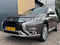 Mitsubishi Outlander - 2.4 PHEV 240pk 4WD Instyle | NL Auto | Schuif/kanteldak | Trekhaak | ACC | Stuur/Stoelverw