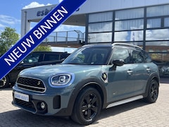 MINI Countryman - Cooper S E ALL4 Navigatie Led Koplampen Carplay Stoelverwarming 17 Inch Velgen Clima + Cru