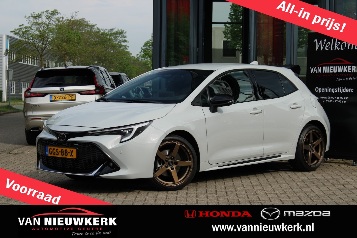 Toyota Corolla - Hybrid 200 Automaat GR Sport PLUS JBL Sportstoel Leder - AutoWereld.nl