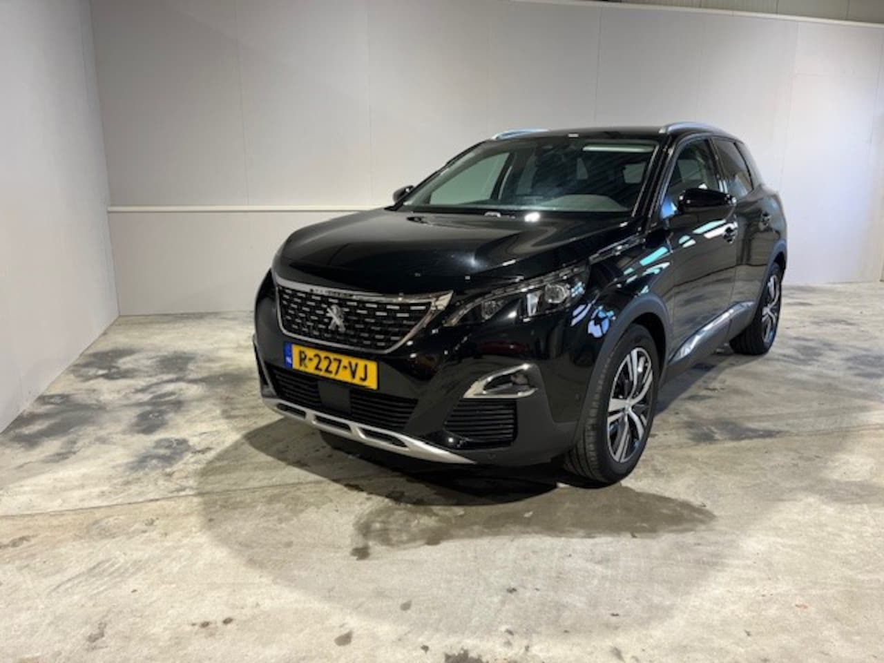 Peugeot 3008 - 1.2 PureTech Allure elektrische achterklep - AutoWereld.nl