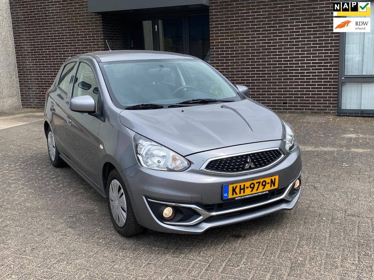Mitsubishi Space Star - 1.0 airco, netjes en goed, lage km stand, NAP - AutoWereld.nl