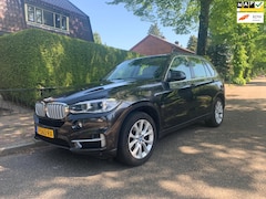 BMW X5 - XDrive40e iPerformance 313 PK luchtvering leder PDC xenon navigatie