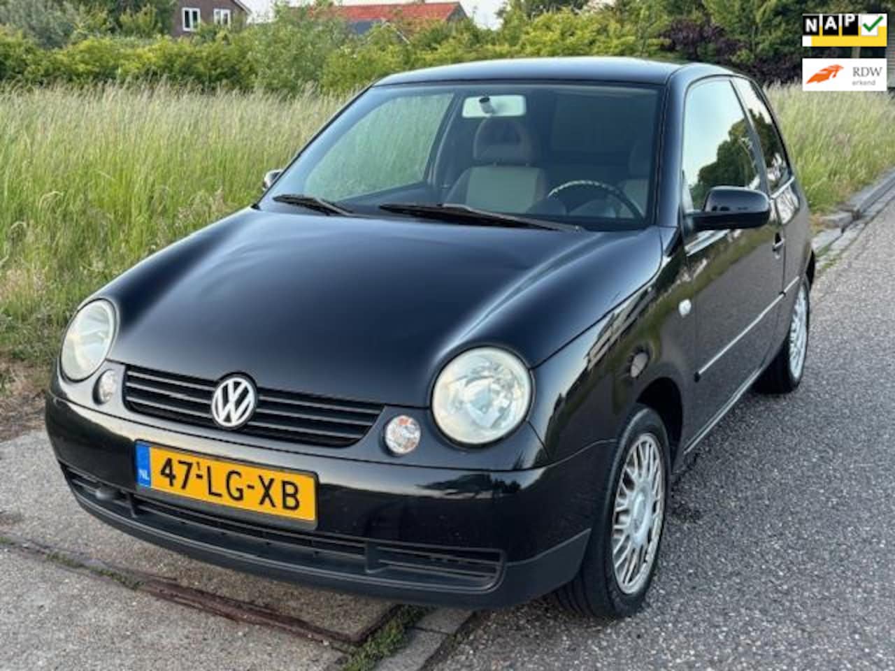 Volkswagen Lupo - 1.4 Trendline Stuurbekrachtiging Electric pakket Audio-CD/MP3 LMV 15" Colorpakket Dealeron - AutoWereld.nl