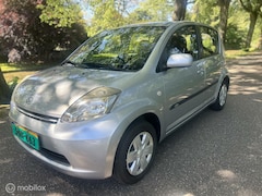 Daihatsu Sirion 2 - 1.0-12V Trend / AIRCO / NIEUWE APK / NAP /