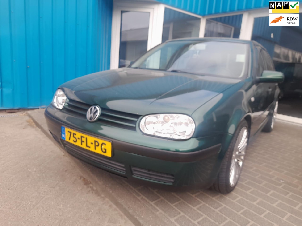Volkswagen Golf - 1.6 Trendline 1.6 Trendline - AutoWereld.nl