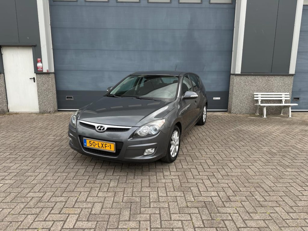 Hyundai i30 - 1.6i Style 1.6i Style - AutoWereld.nl