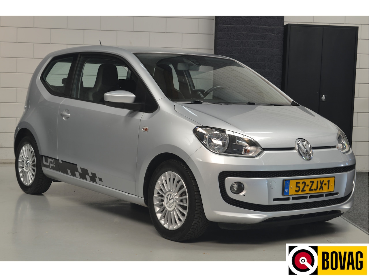 Volkswagen Up! - 1.0 high up! BlueMotion // AIRCO // NAVI // CRUISE // CENTRALE VERGRENDELING // - AutoWereld.nl