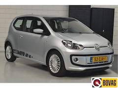 Volkswagen Up! - 1.0 high up BlueMotion // AIRCO // NAVI // CRUISE // CENTRALE VERGRENDELING //