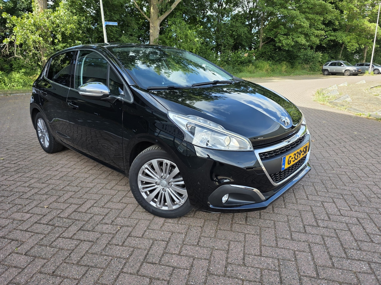 Peugeot 208 - 1.2 PureTech Allure Volledig onderhouden Clima Camera - AutoWereld.nl