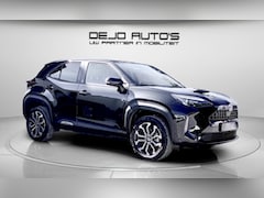 Toyota Yaris Cross - 1.5 HYBRID 130 TEAM-PLAYER NAVI PDC-V+A CAMERA SAFETY PACK+WINTER PACK NIEUWE AUTO MET HOG