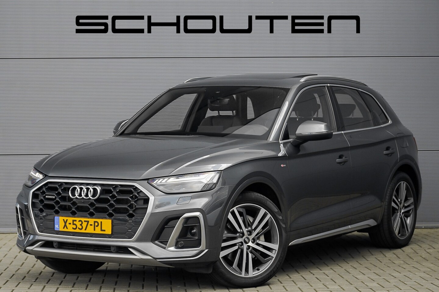 Audi Q5 - 50 TFSI e S Edition Pano Luchtvering ACC Camera Trekhaak - AutoWereld.nl