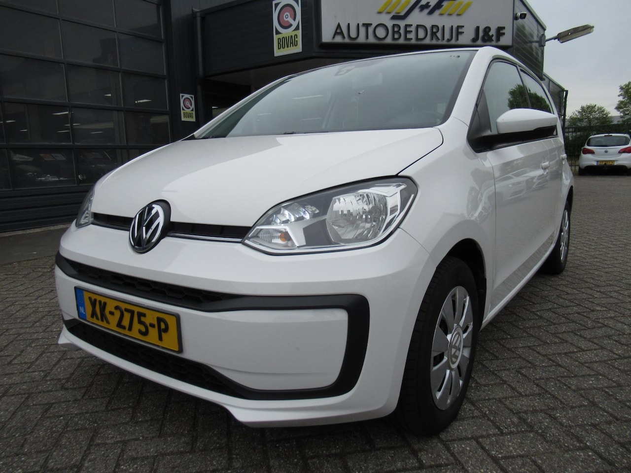 Volkswagen Up! - 1.0 BMT move up! Airco / Bluetooth - AutoWereld.nl
