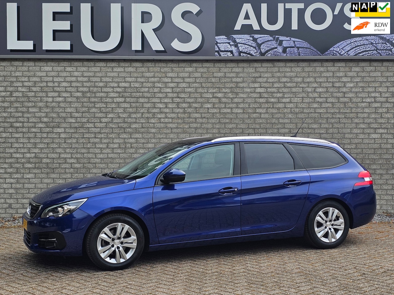 Peugeot 308 SW - 1.2 PureTech Blue Lease Executive Trekhaak/Camera/Pano-dak - AutoWereld.nl