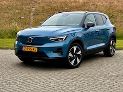 Volvo XC40 - 252PK Extended Range Plus | Trekhaak | Getint glas | Stoel&Stuur Verw. | Adapt. Cruise | 1