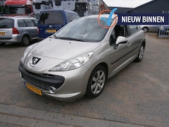 Peugeot 207 - 1.4-16V Color-line