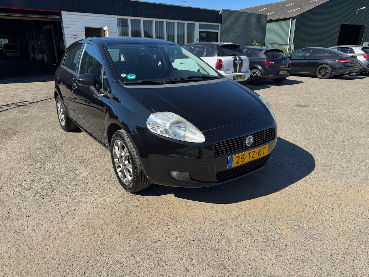Fiat Grande Punto - 1.4 Dynamic 5 deurs airco Trekhaak - AutoWereld.nl