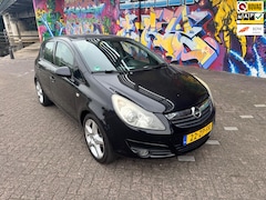 Opel Corsa - 1.4-16V Business Sport 5 deuren airco sport wielen dikke uitstraling Leuke km stand. Kleps