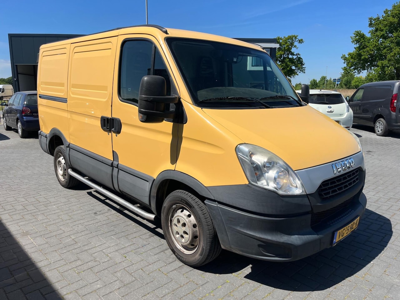 Iveco Daily - 29 L 13 Airco 2014 3 persoons - AutoWereld.nl