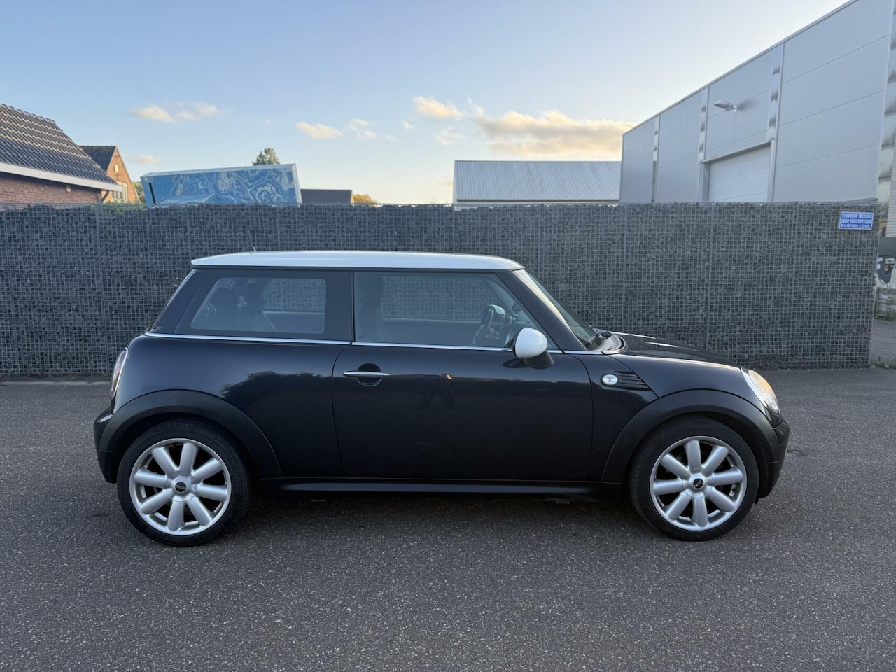 MINI Cooper - Mini 1.6 6-bak Nieuwe APK en beurt Start/stop - AutoWereld.nl