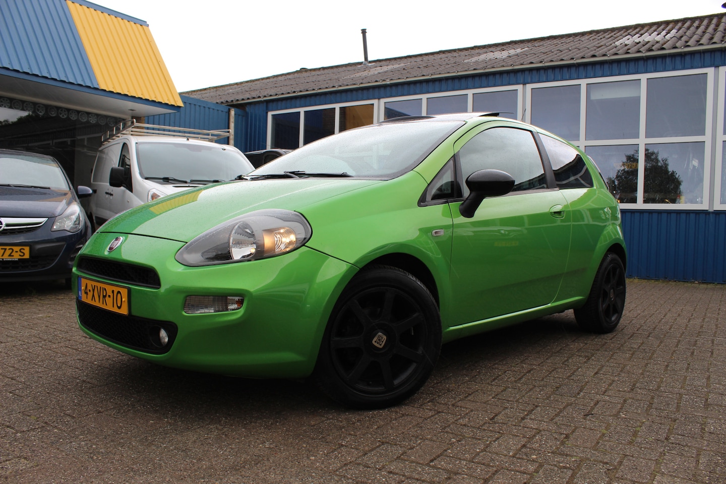 Fiat Punto Evo - TwinAir "Sportive" Airco - Panoramadak !!! - AutoWereld.nl