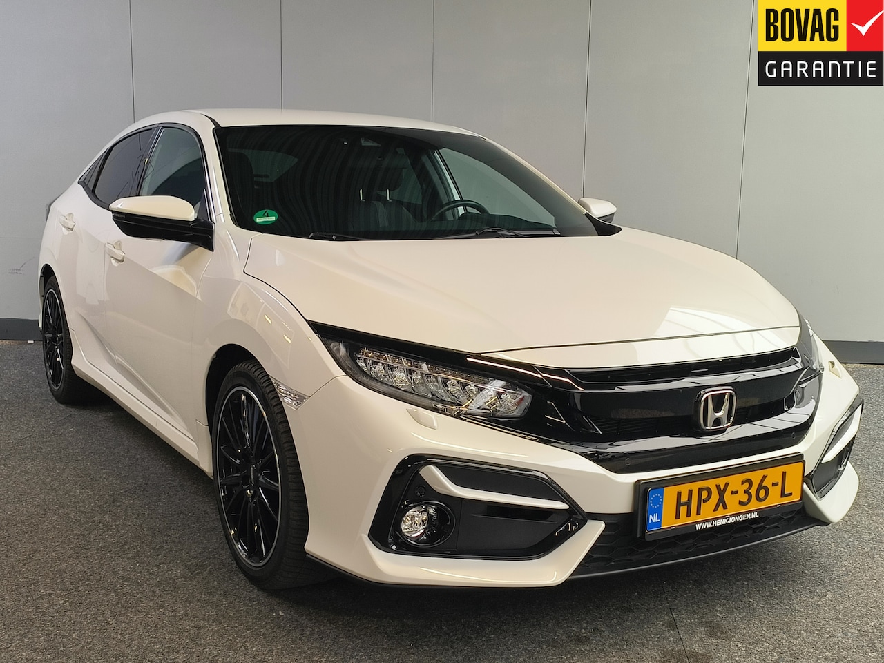Honda Civic - 1.0 i-VTEC Elegance AUTOMAAT uit 2021 Rijklaar + 12 maanden Bovag-garantie Henk Jongen Aut - AutoWereld.nl