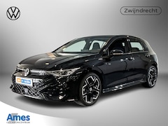 Volkswagen Golf - 1.5 eTSI 150pk DSG R-Line | LED Matrix (IQ.Light) | Velgen 'York', 18 inch | Assistance Pa