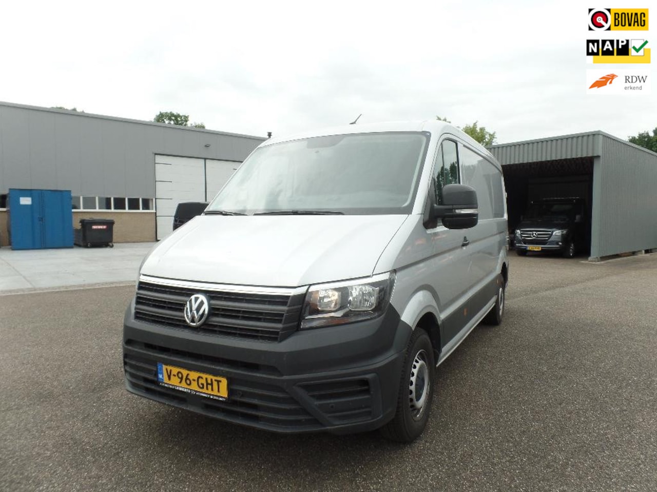 Volkswagen Crafter - 35 2.0 TDI L2H1 OPTIE'S 2020 - AutoWereld.nl