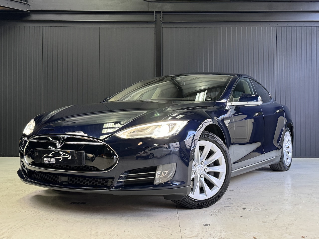 Tesla Model S - 60 Base | Leder | Adaptive cruise | Camera | 19'' Winter + zomerbanden - AutoWereld.nl