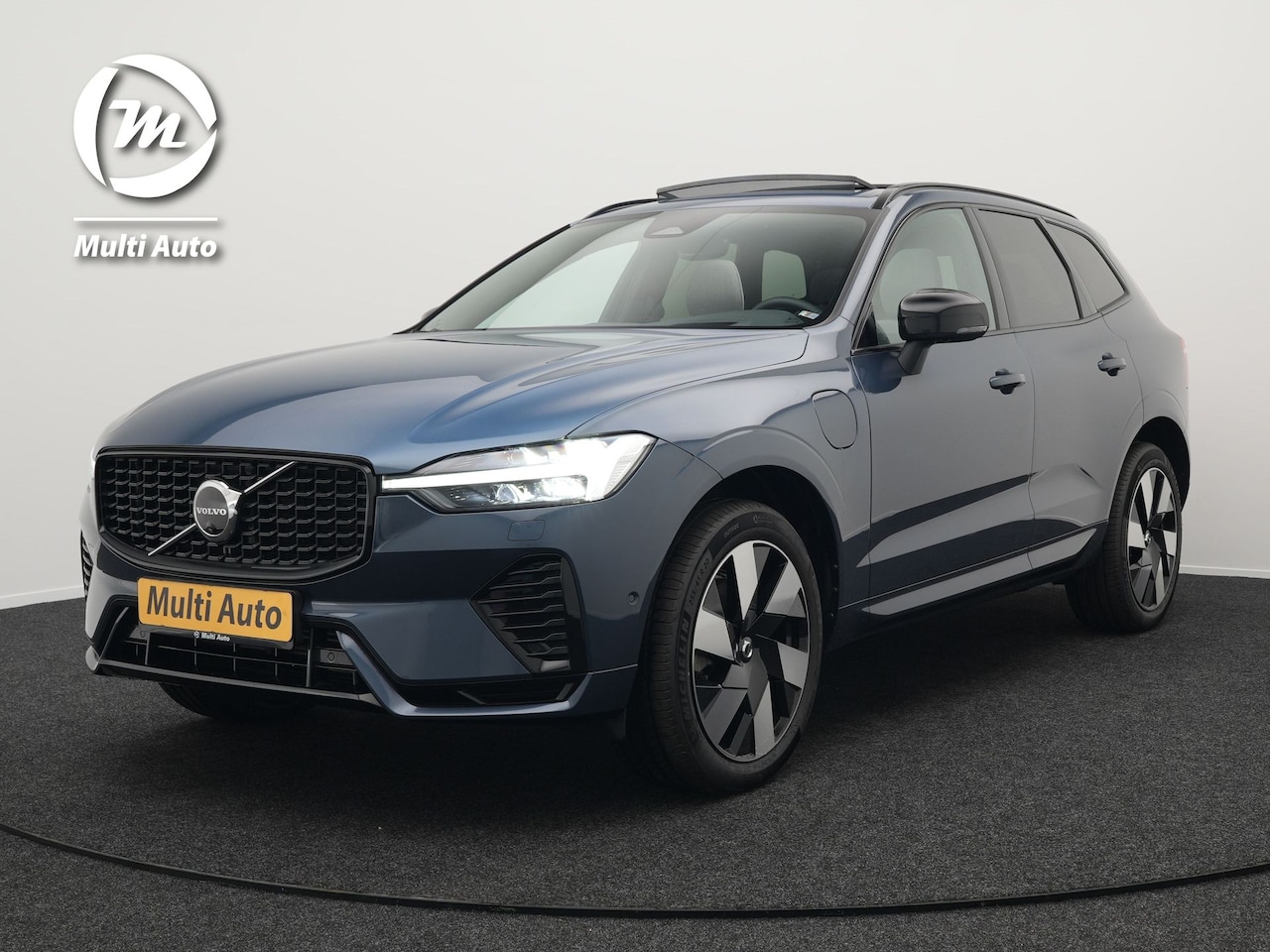 Volvo XC60 - T8 Plug-in hybrid AWD Ultimate Dark PHEV | Trekhaak af Fabriek | Adaptive Cruise | Head Up - AutoWereld.nl
