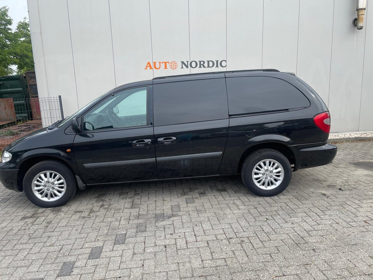 Chrysler Grand Voyager - 2.8 CRD Limited High Roof 2.8 CRD Limited High Roof - AutoWereld.nl