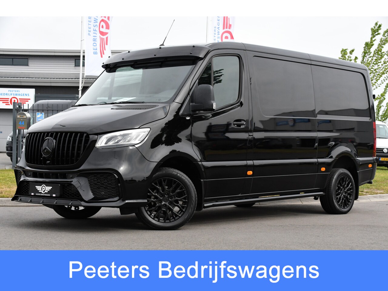 Mercedes-Benz Sprinter - 319 3.0 CDI L2H1 AMG Edition Adaptieve Cruise, 360 Camera, LED, Leder, 10,5" Mbux, NAVI, C - AutoWereld.nl