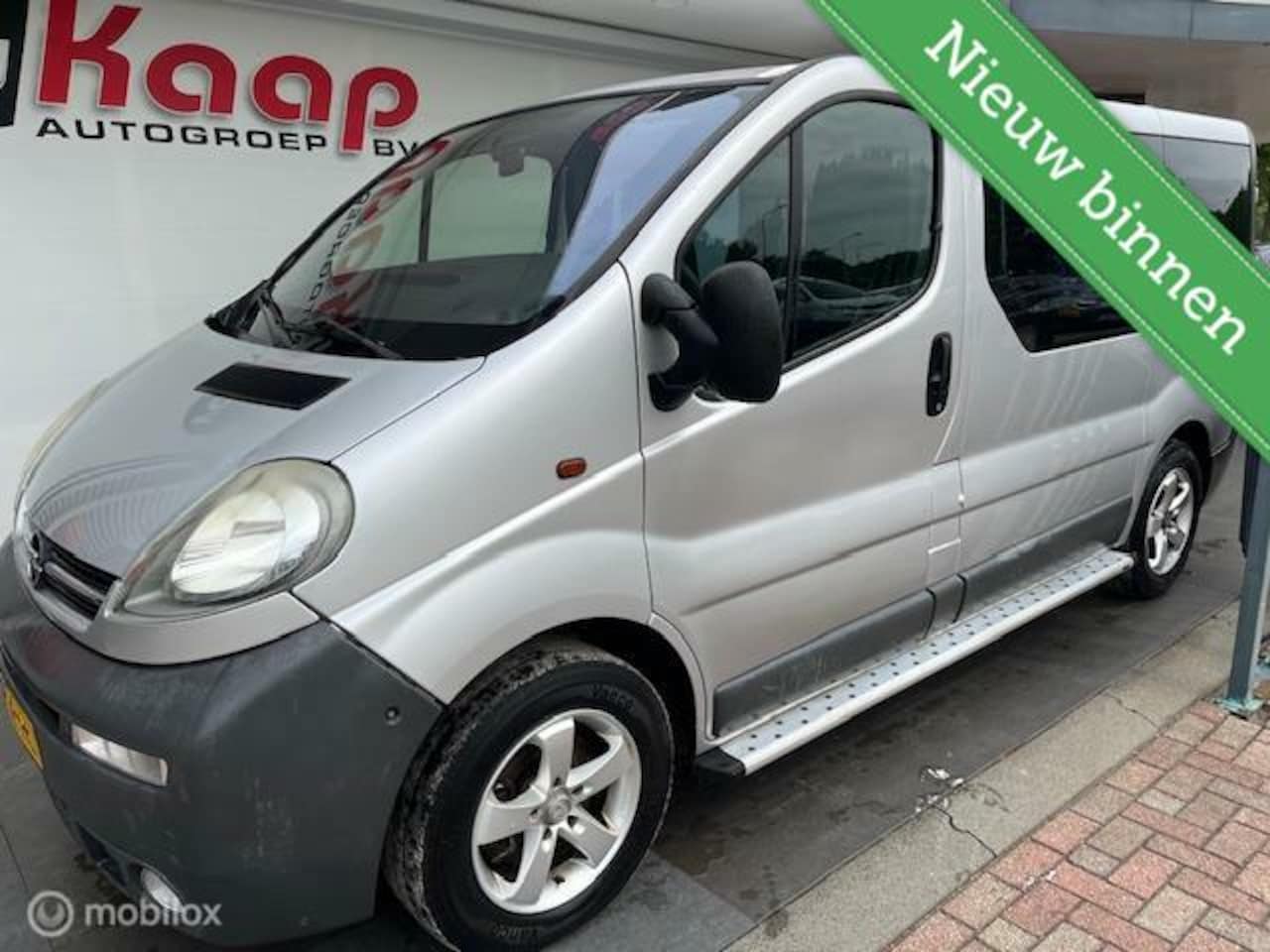 Opel Vivaro - bestel 2.5 DTI L1H1 DC - AutoWereld.nl