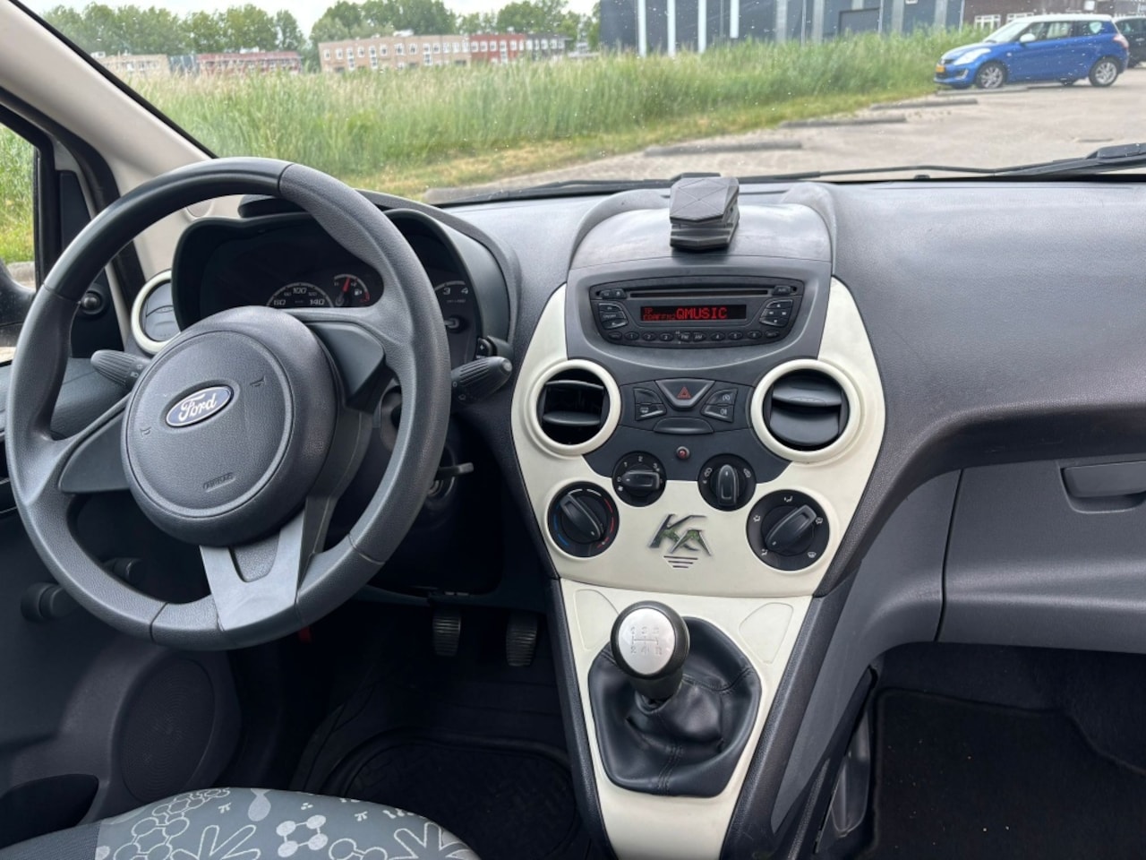 Ford Ka - 1.2 Champions Ed s/s - AutoWereld.nl