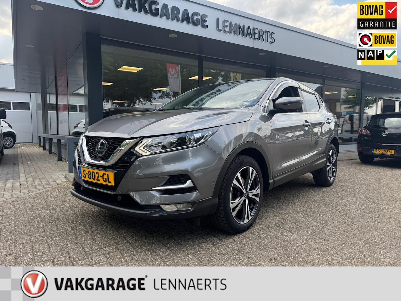 Nissan Qashqai - 1.3 DIG-T N-Connecta automaat, nav/keyless/trekhaak, ect. Rijklaarprijs - AutoWereld.nl
