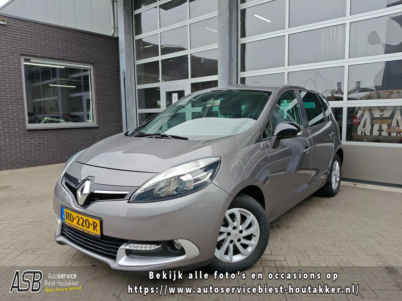Renault Scénic - 1.2 TCe Limited | Navigatie | Trekhaak | Cruise Control | 16"LMV | Motorrevisie + Nieuwe T - AutoWereld.nl
