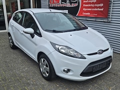 Ford Fiesta - 1.25 Champion * CHAMPION UITVOERING AIRCO-ELECTR.RAMEN-CV-STOELVERWARMING, etc, etc