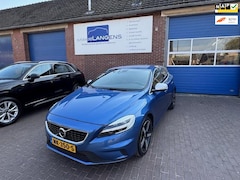 Volvo V40 - 1.5 T2 Nordic+ Automaat, Navi, PDC, R-Design, Cruise NAP