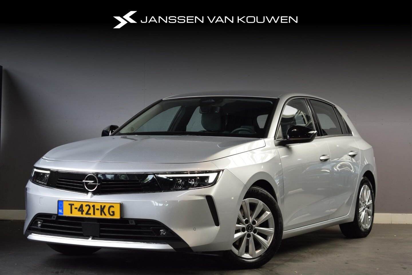 Opel Astra - 1.2T Edition AGR Stoel Winter Pakket Stoel-Stuurverwarming - AutoWereld.nl